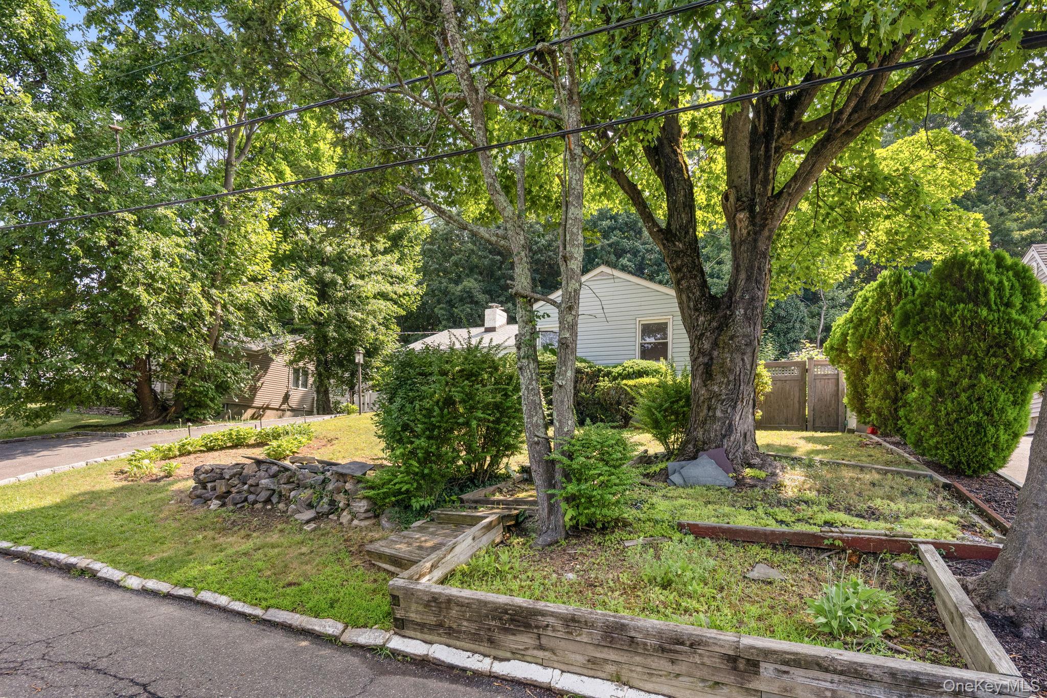 105 Hilltop Road Property Photo 5