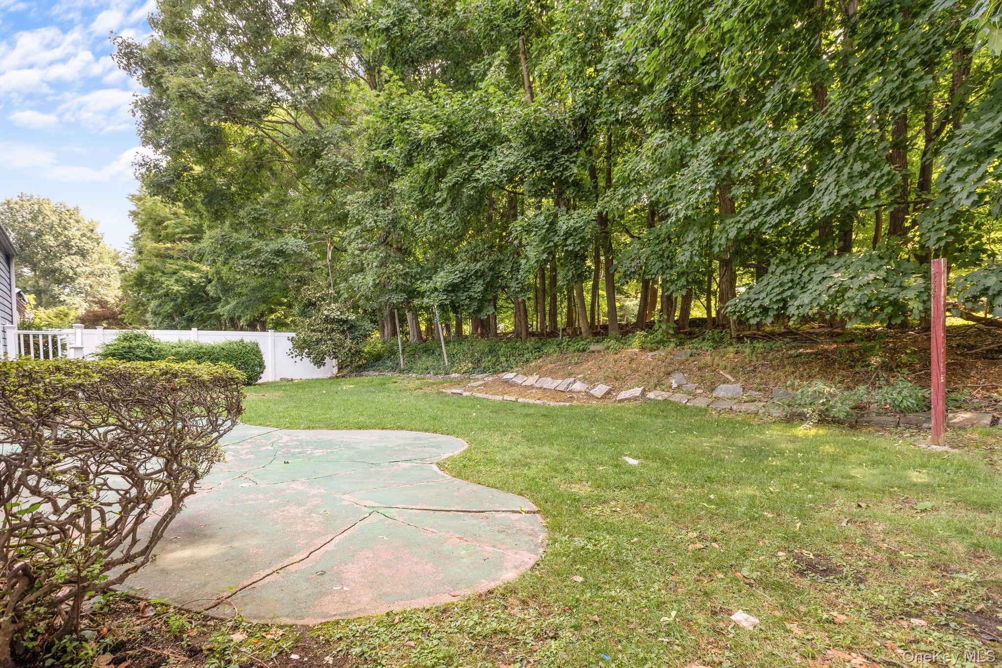 105 Hilltop Road Property Photo 11