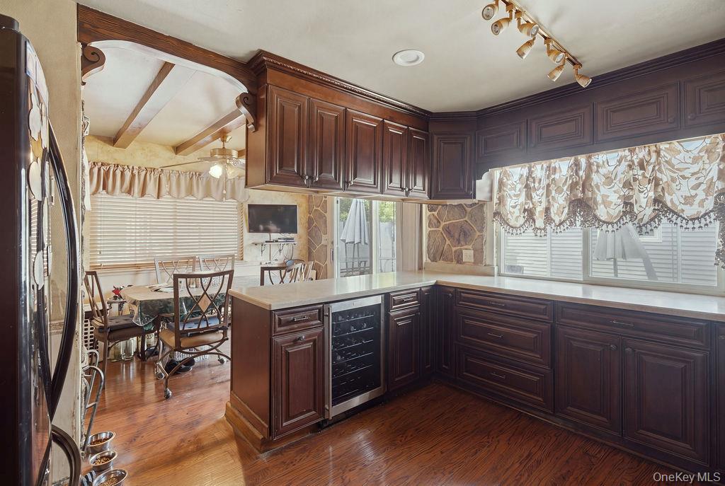 165 Meister Boulevard Property Photo 3