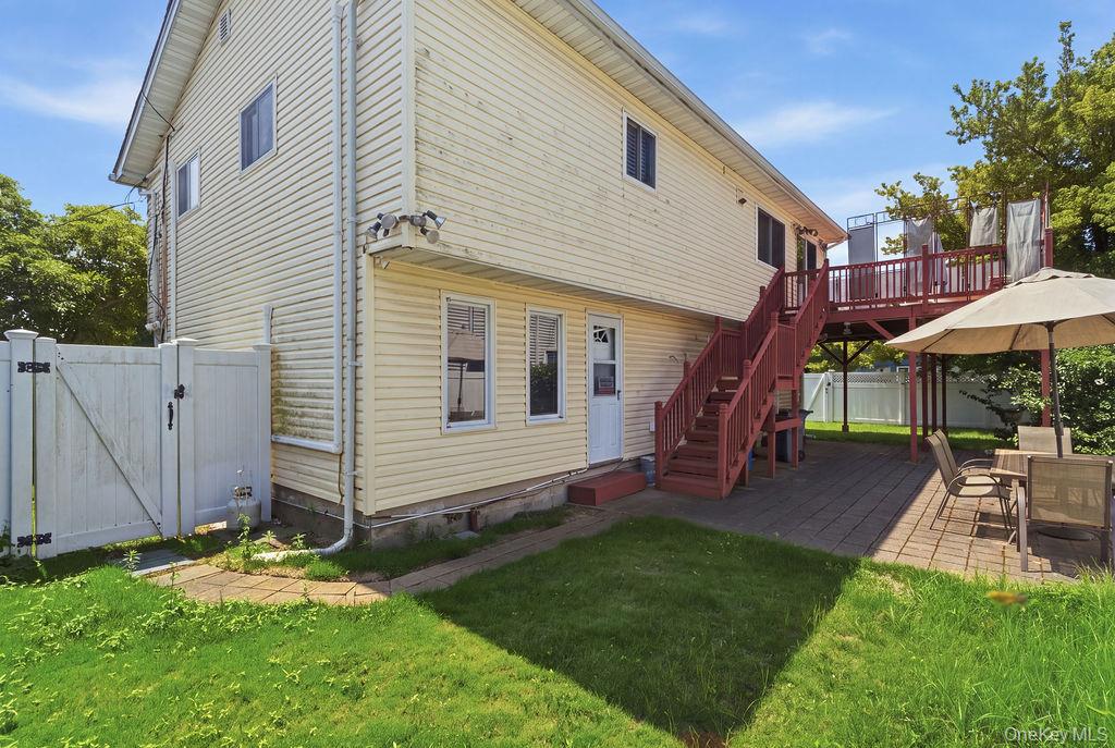 165 Meister Boulevard Property Photo 12