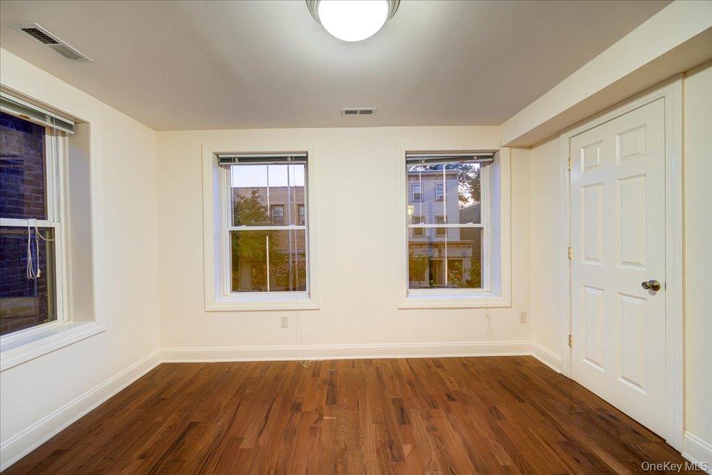 308 Main Street 2 Property Photo 4
