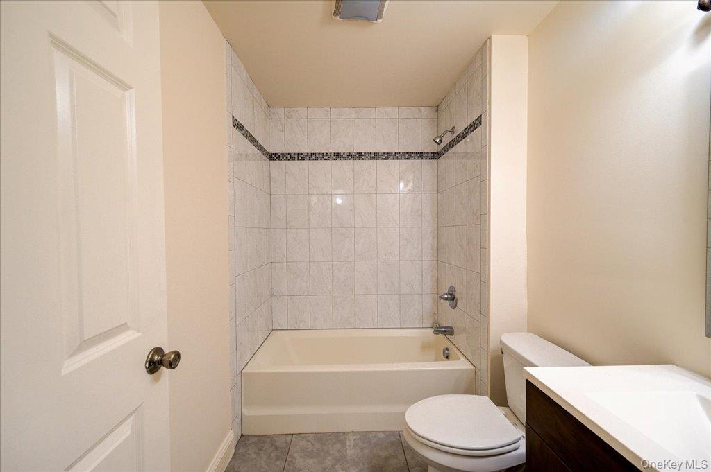 308 Main Street 2 Property Photo 14