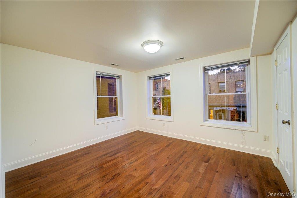 308 Main Street 2 Property Photo 15