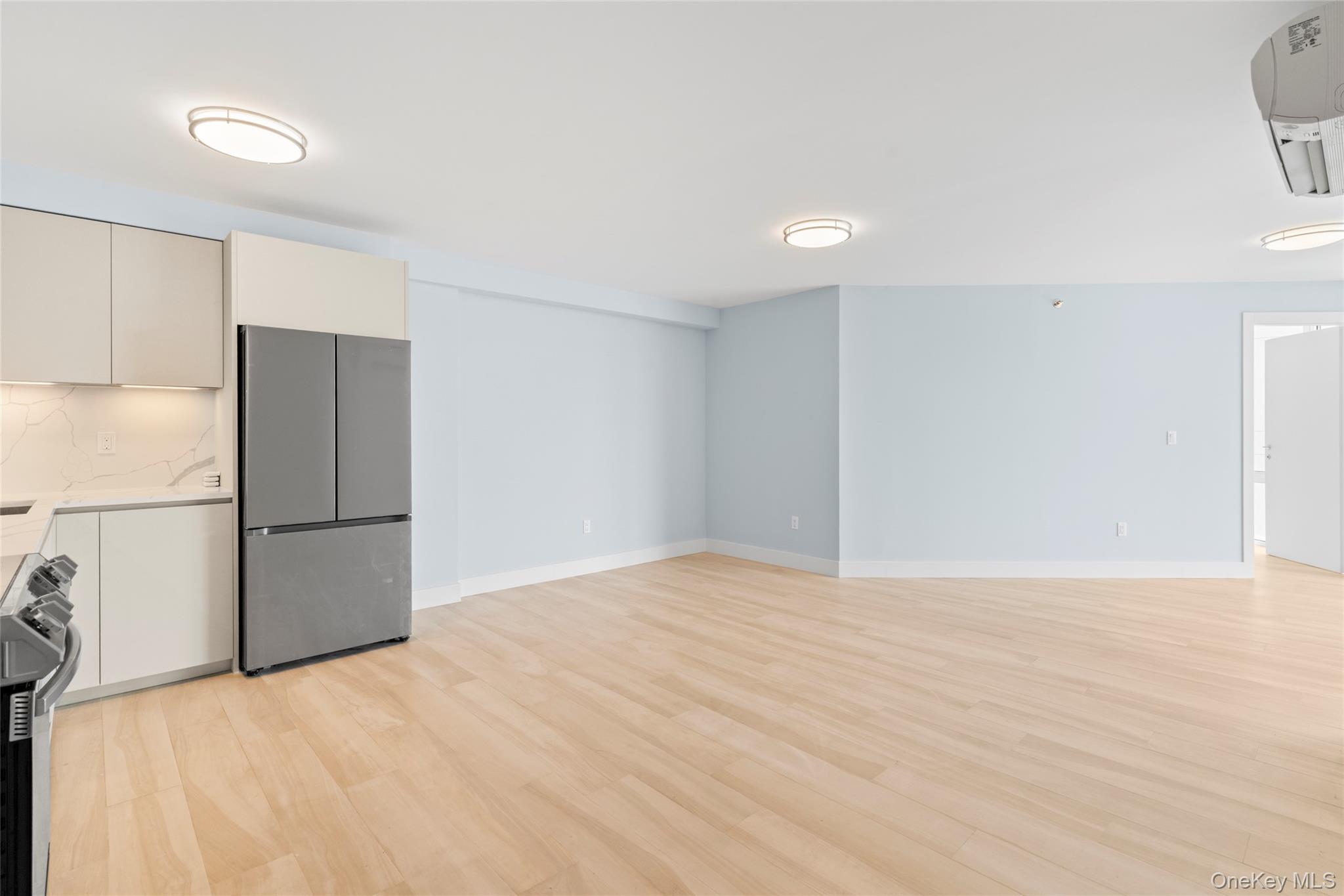 733 Ocean Parkway 7c Property Photo 3