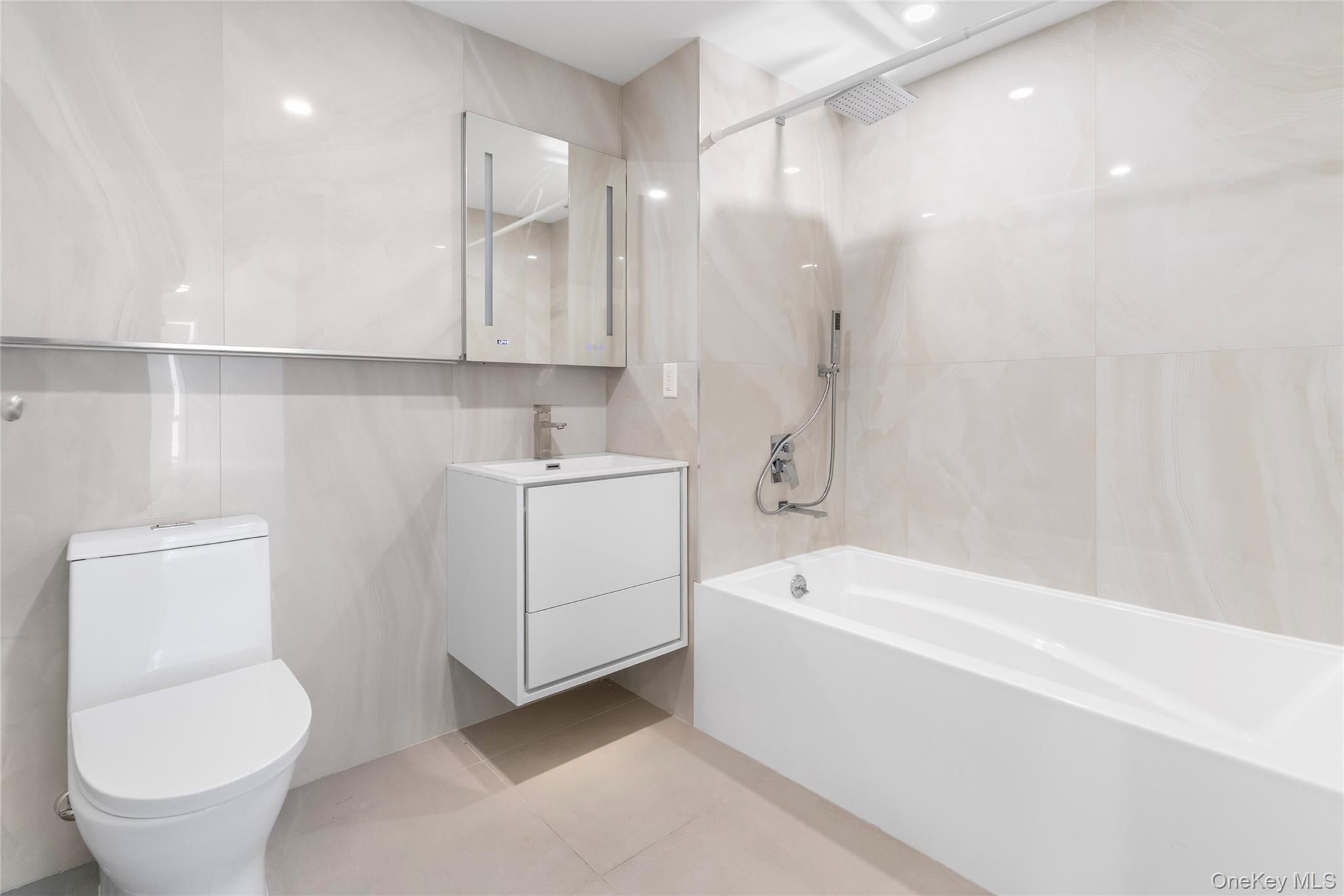 733 Ocean Parkway 7c Property Photo 17