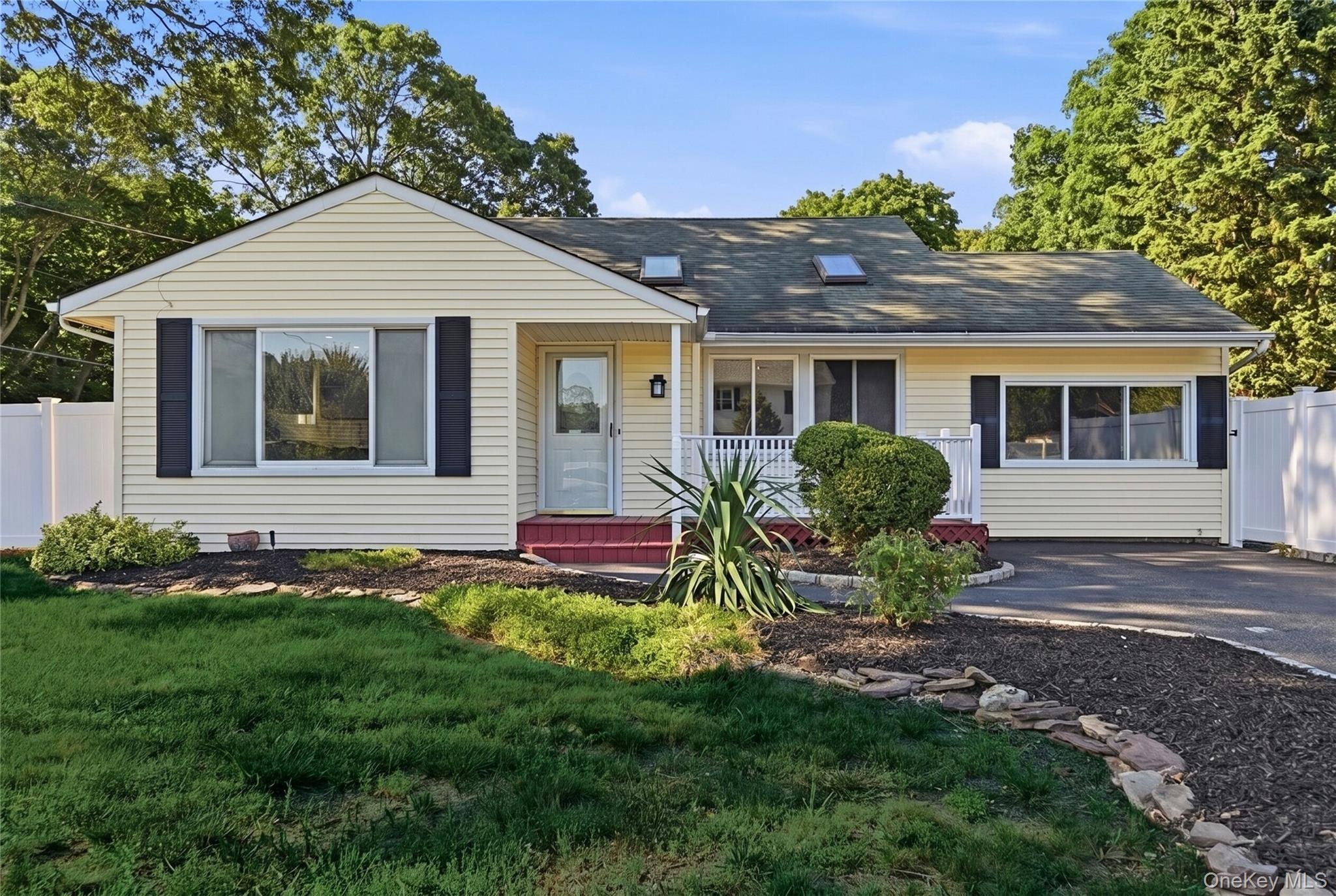 29 Henry Avenue Property Photo 5