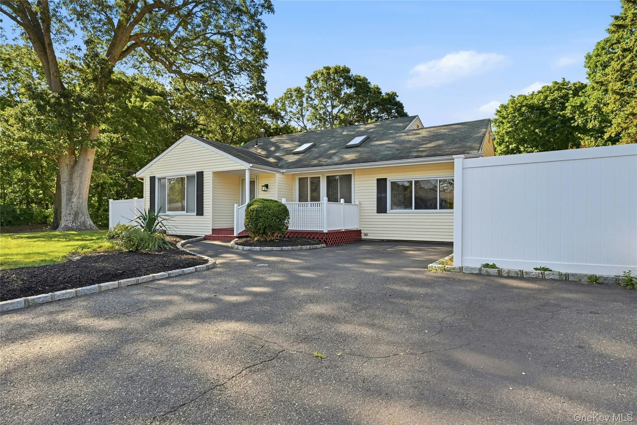 29 Henry Avenue Property Photo 6