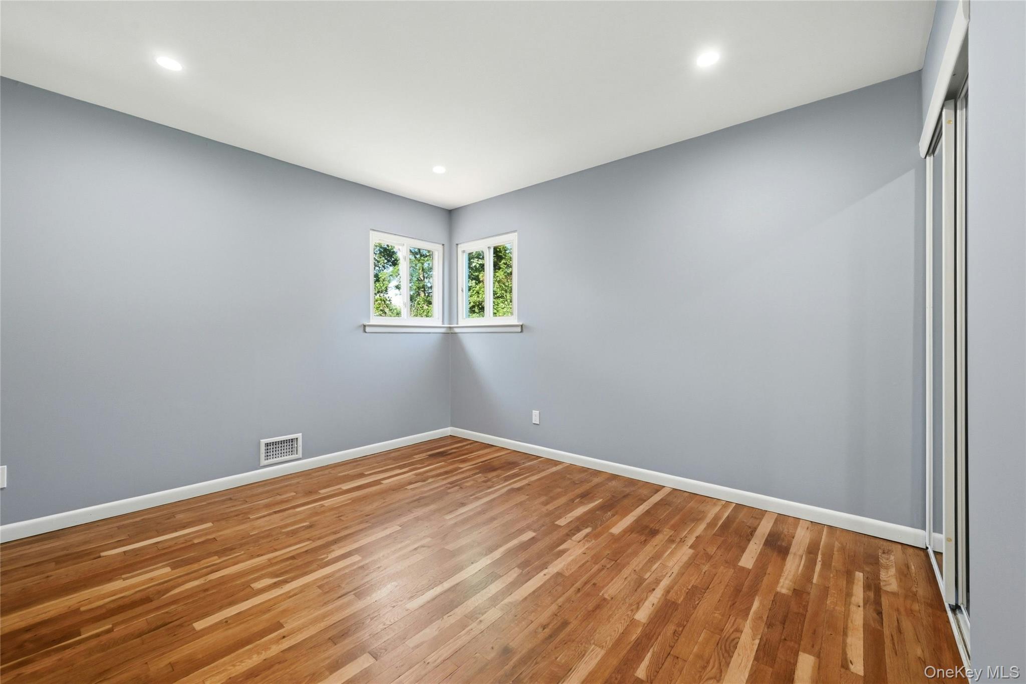 29 Henry Avenue Property Photo 13