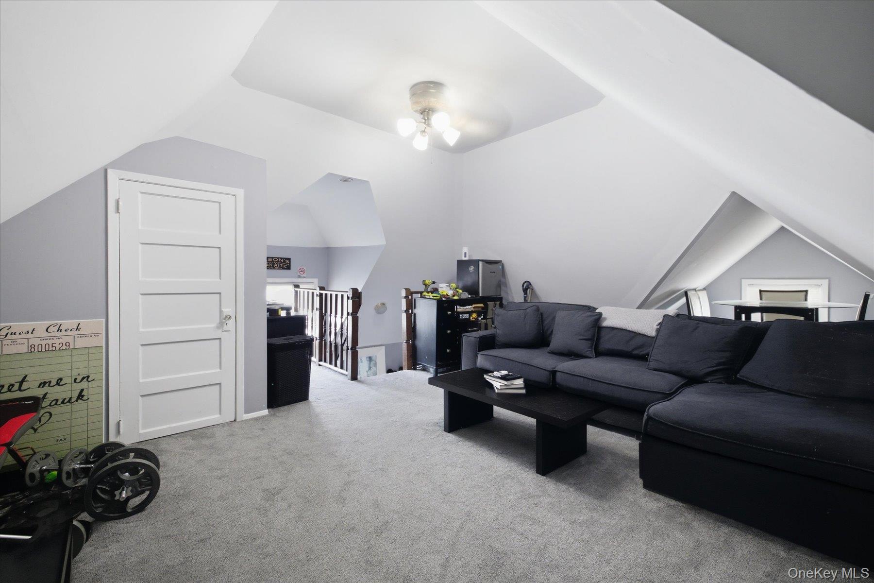 86 Woods Avenue Property Photo 16