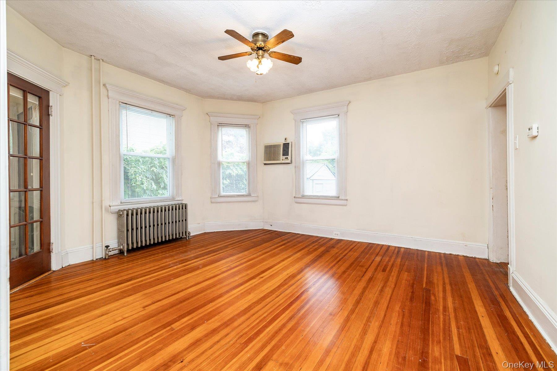 86 Woods Avenue Property Photo 21