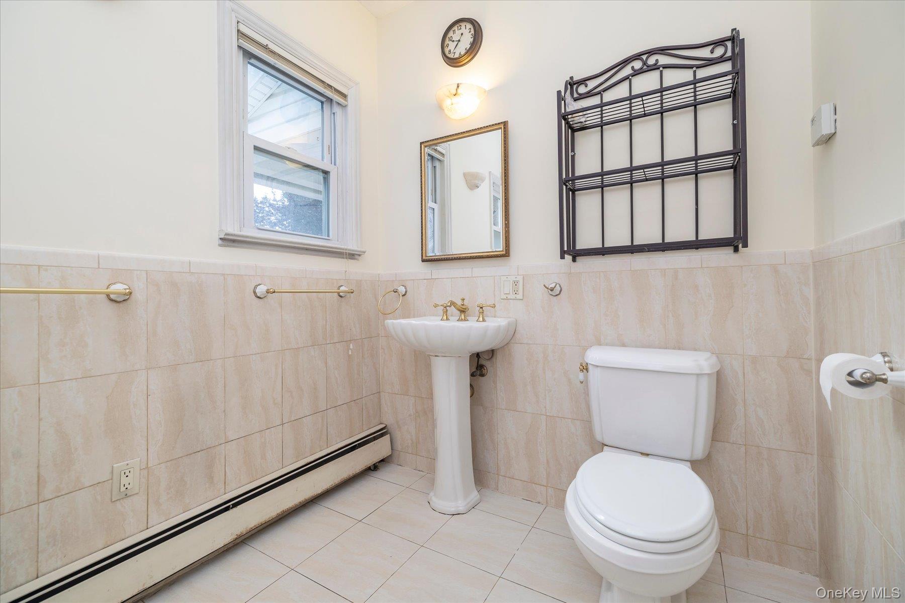86 Woods Avenue Property Photo 28