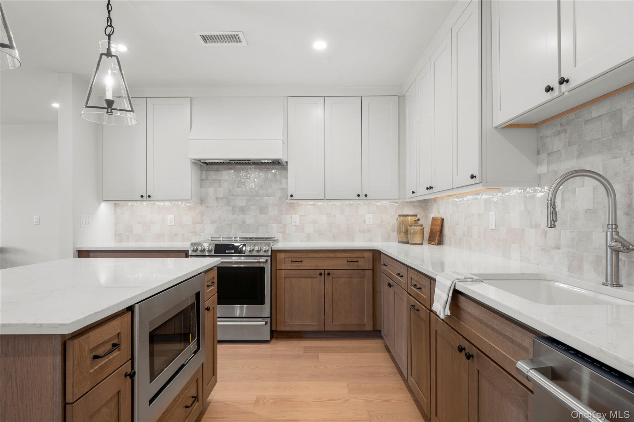 25 S Riverside Avenue 305 Property Photo 19