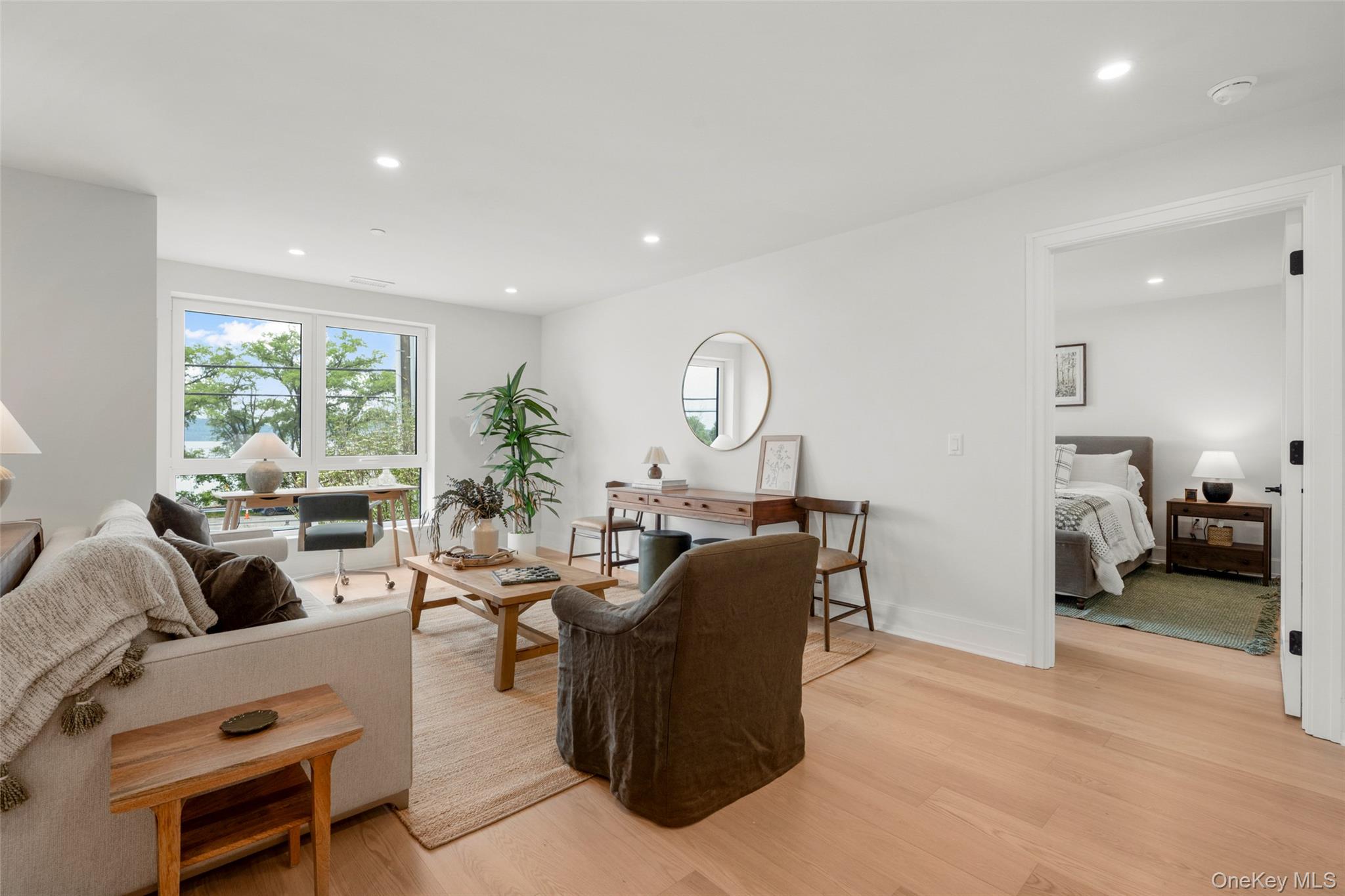 25 S Riverside Avenue 305 Property Photo 22
