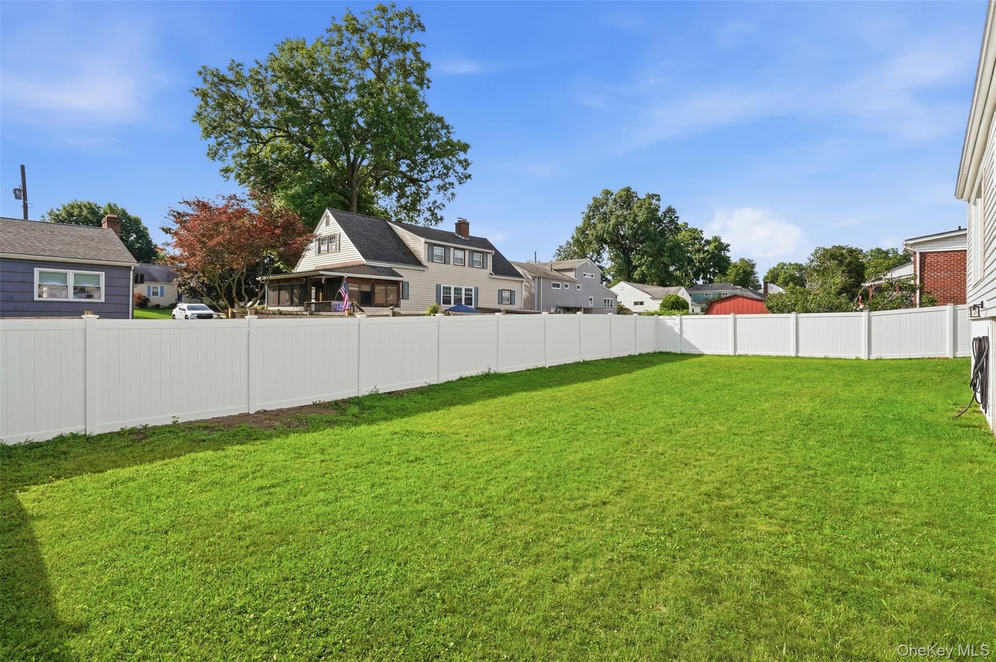 103 W Willow Street Property Photo 19