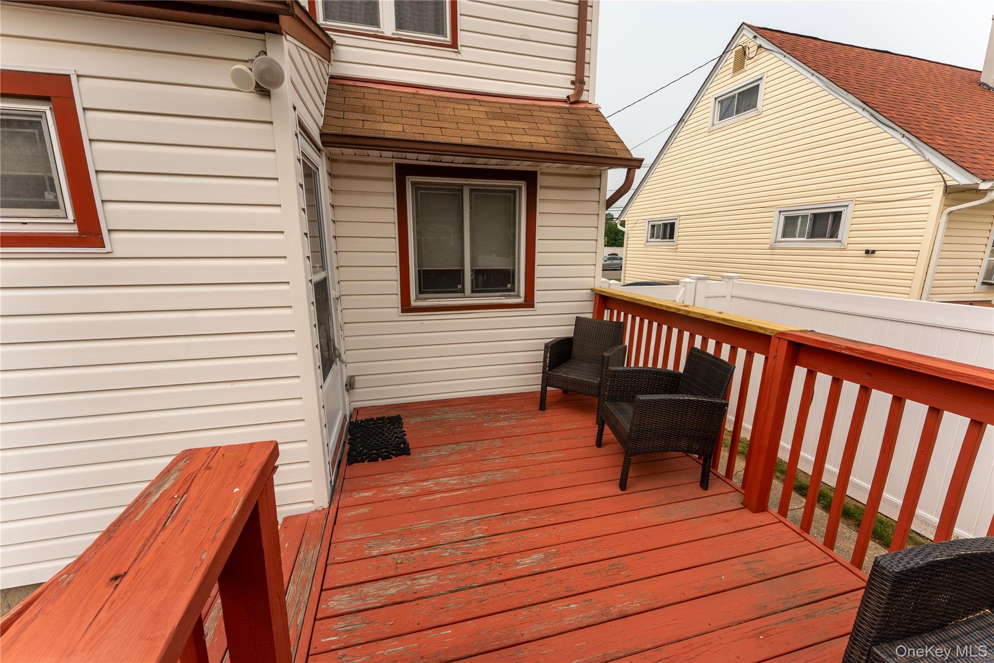 81 Montgomery Avenue Property Photo 7