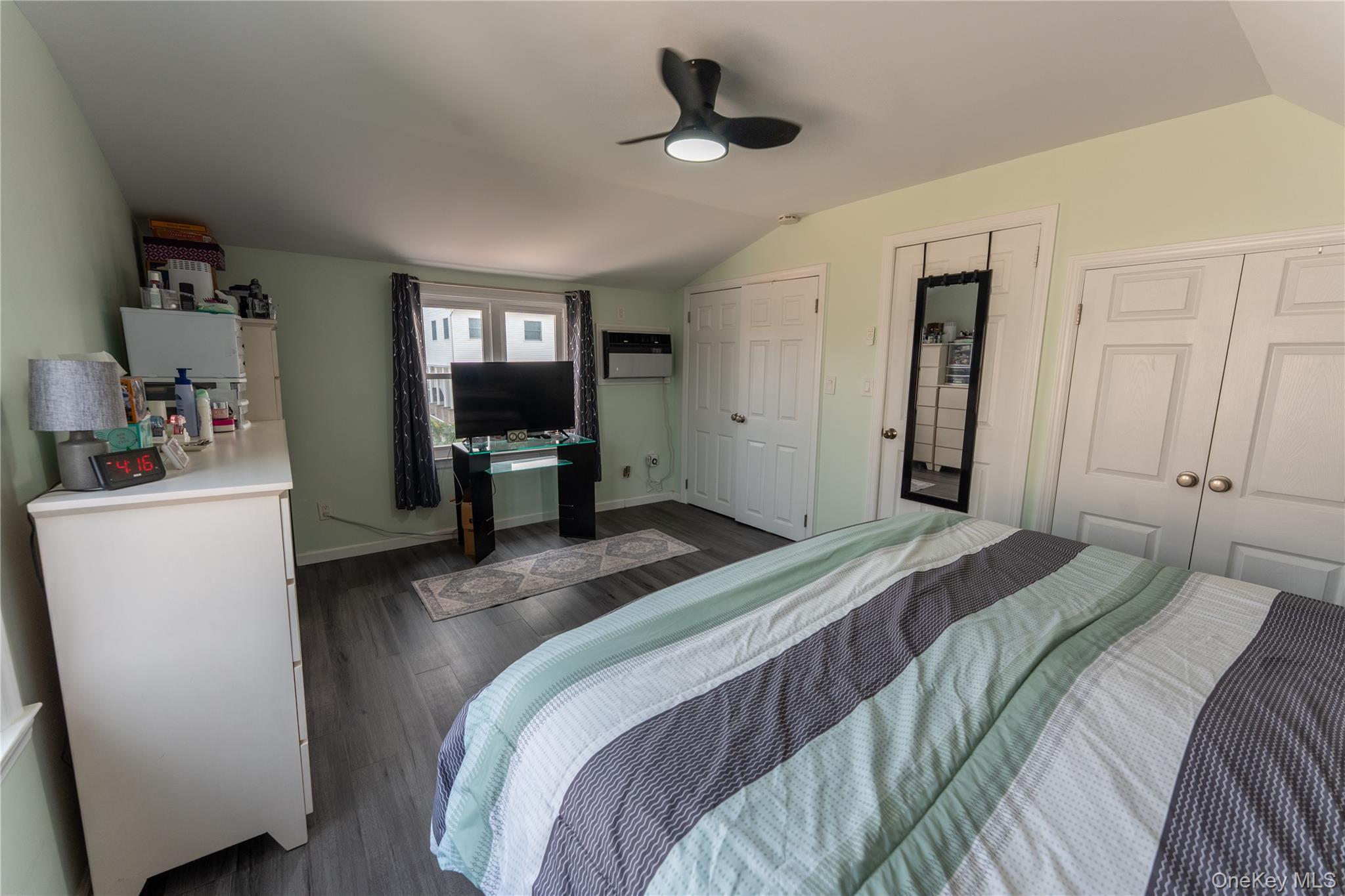 81 Montgomery Avenue Property Photo 22