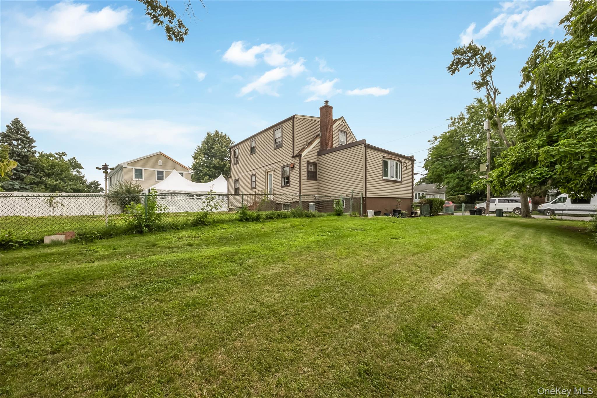 285 Starke Avenue Property Photo 19