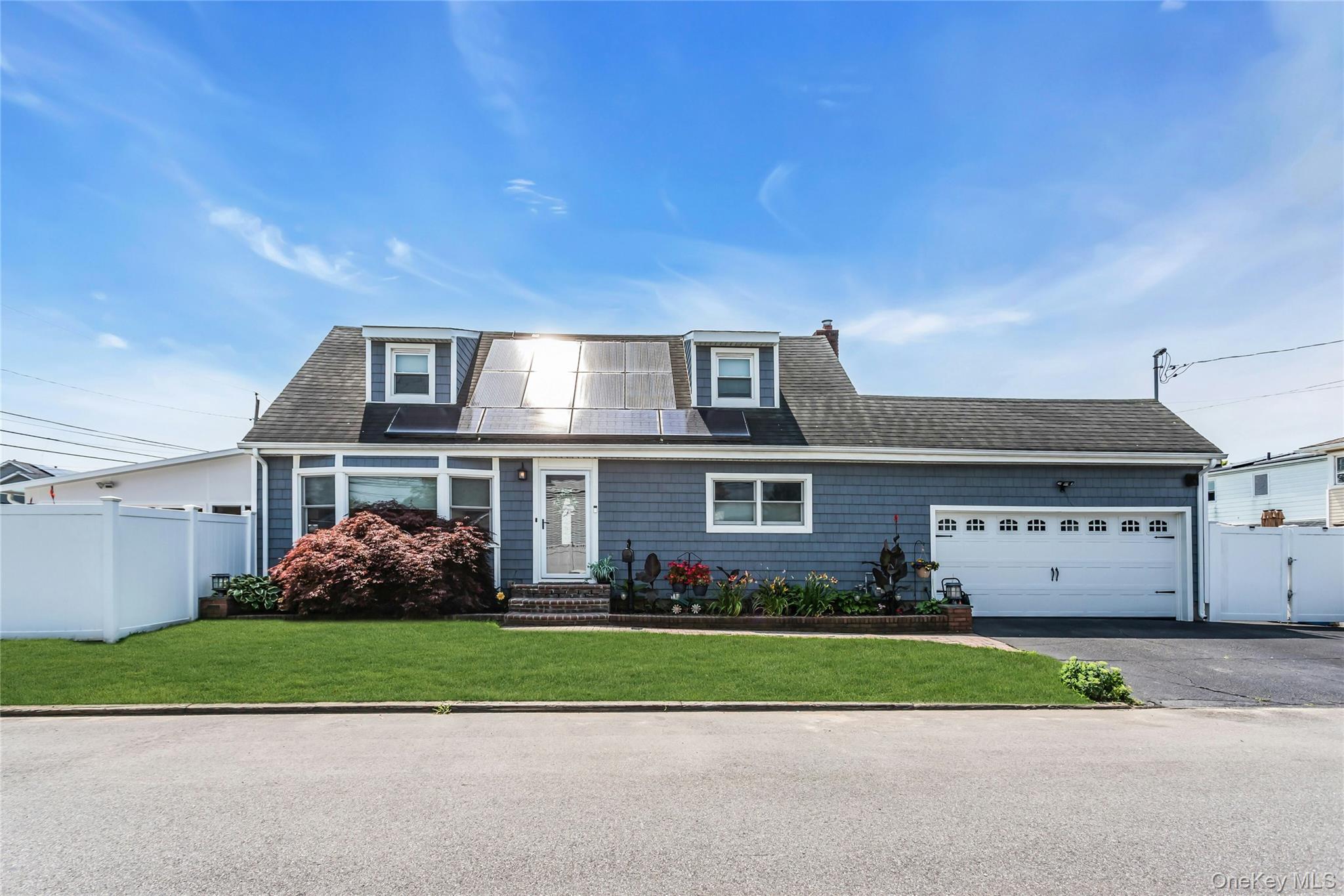 401 Beechmont Avenue Property Photo 1