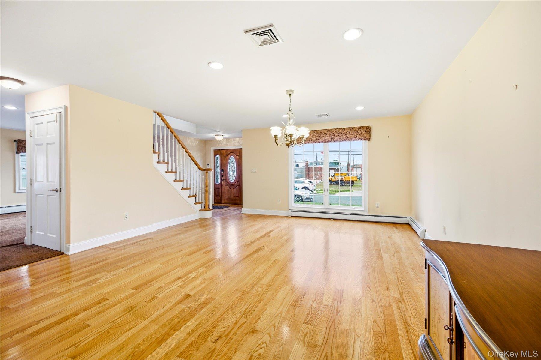 948 Cathedral Avenue Property Photo 10