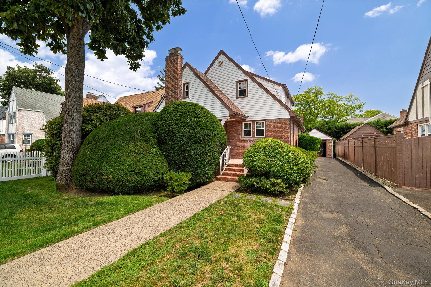 1563 Kenneth Avenue Property Photo 1
