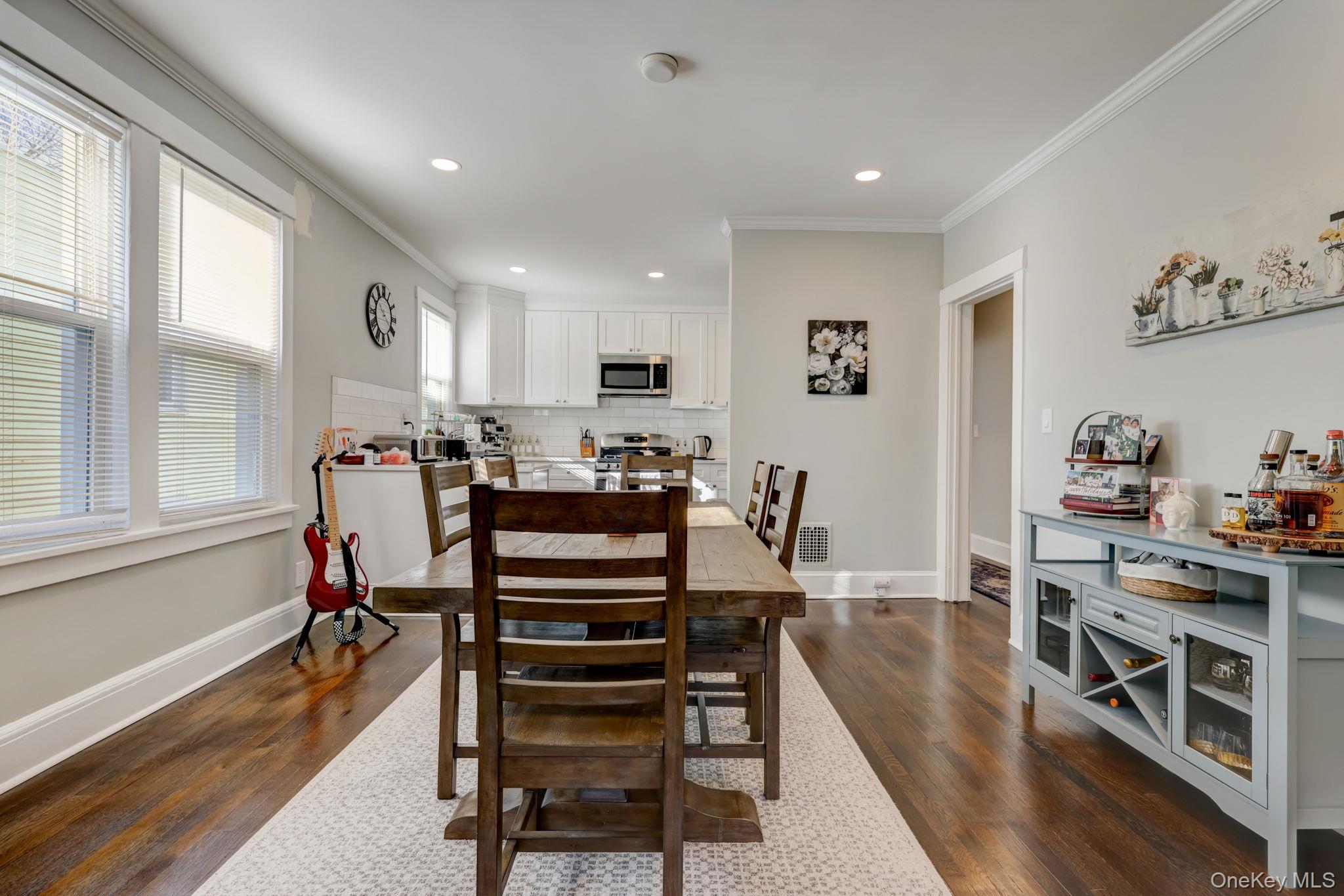 7 4th Street Property Photo 8