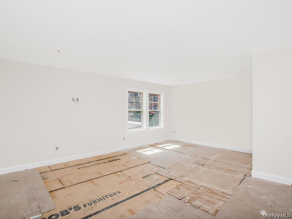 65 W 2nd Street 8 Property Photo 11