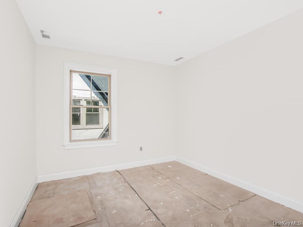 65 W 2nd Street 8 Property Photo 13