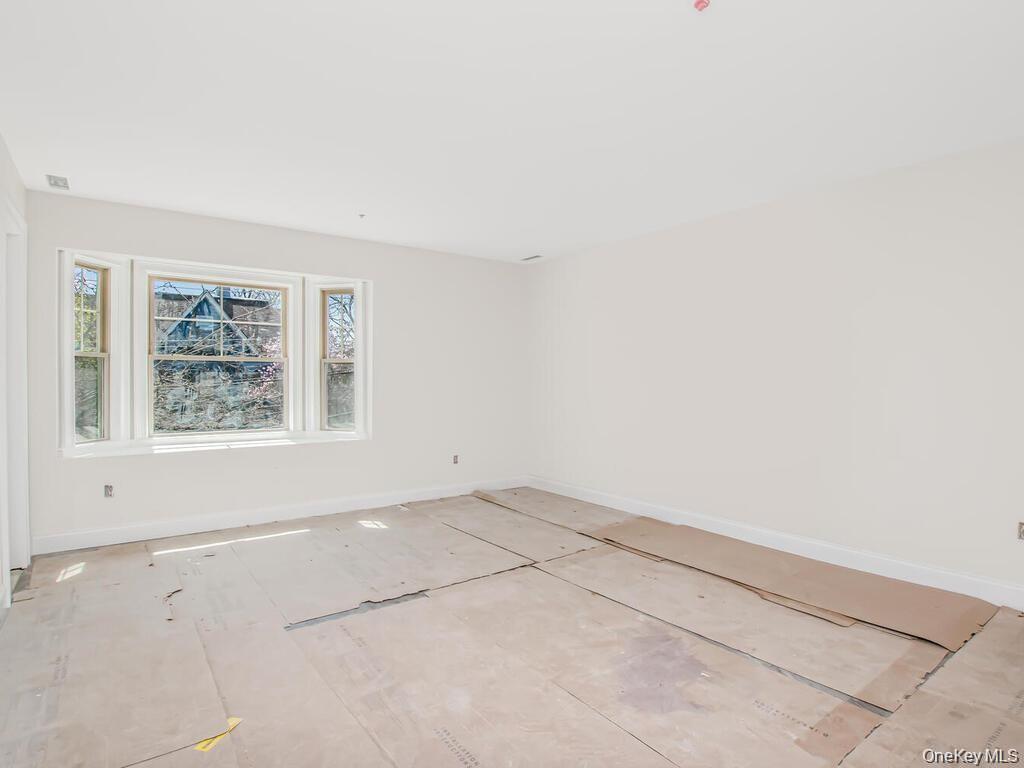65 W 2nd Street 8 Property Photo 17