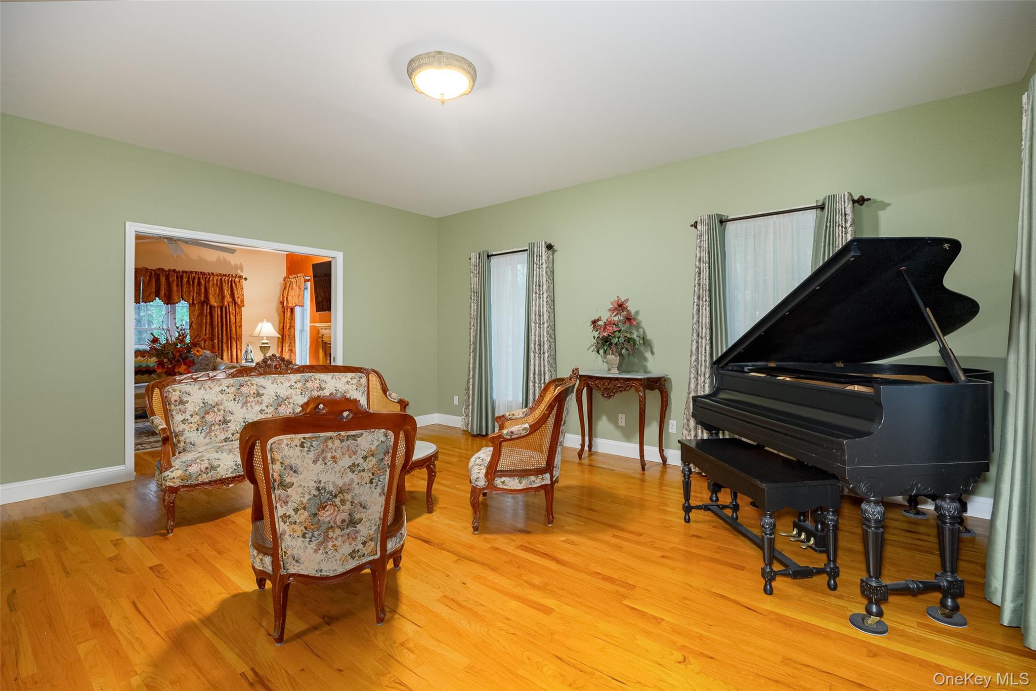 26 E Forest Trail Property Photo 4
