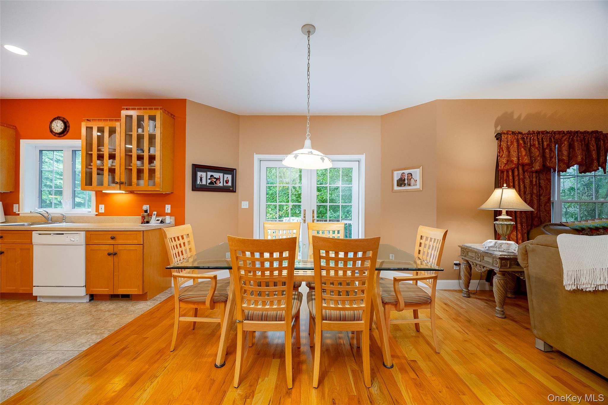 26 E Forest Trail Property Photo 7