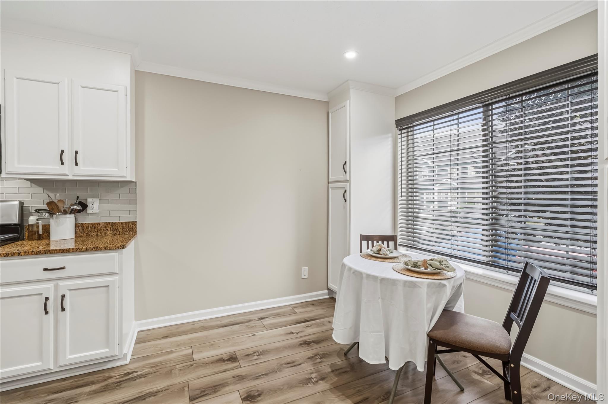 1404 Scarborough Drive Property Photo 5