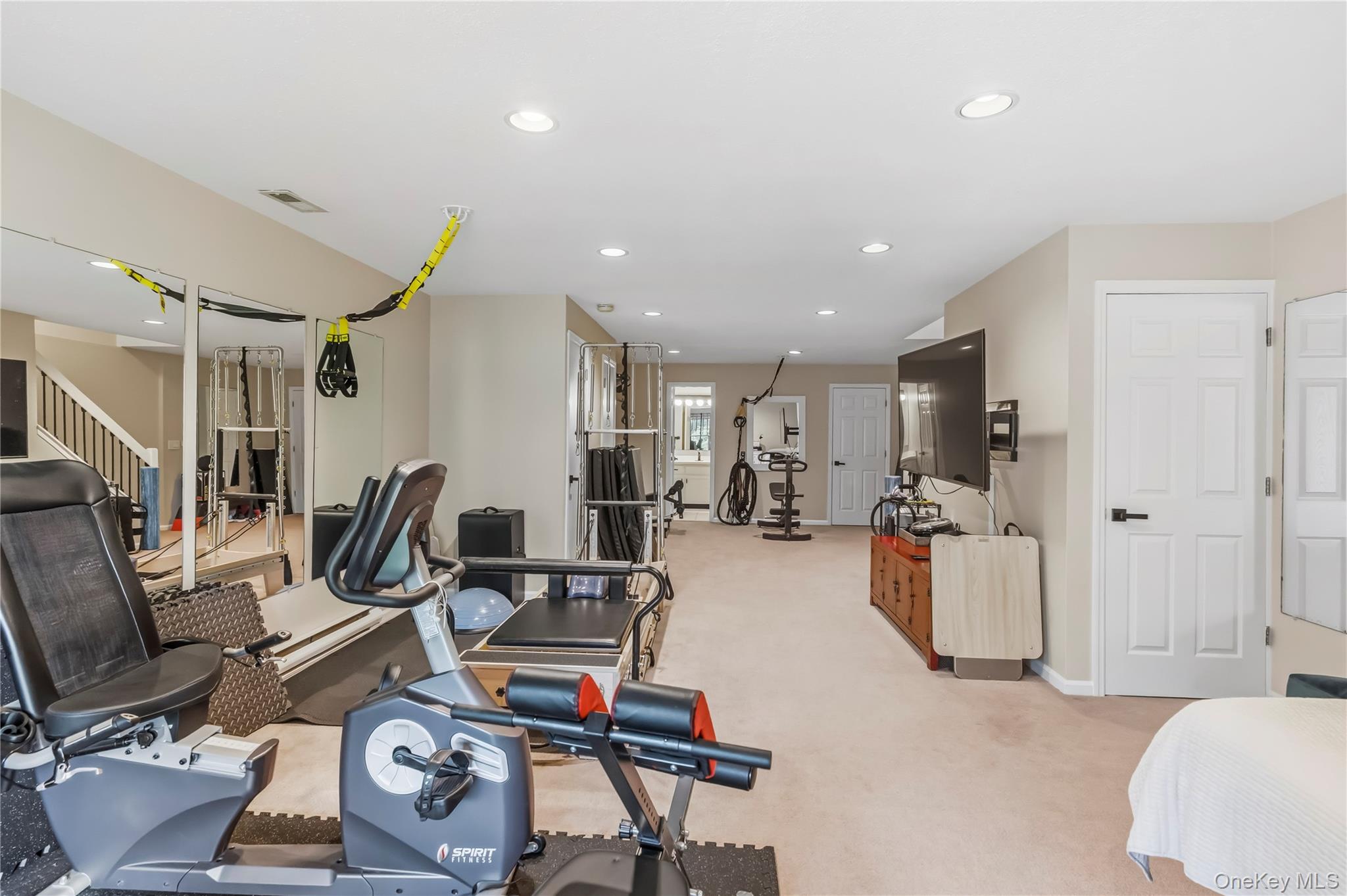 1404 Scarborough Drive Property Photo 27