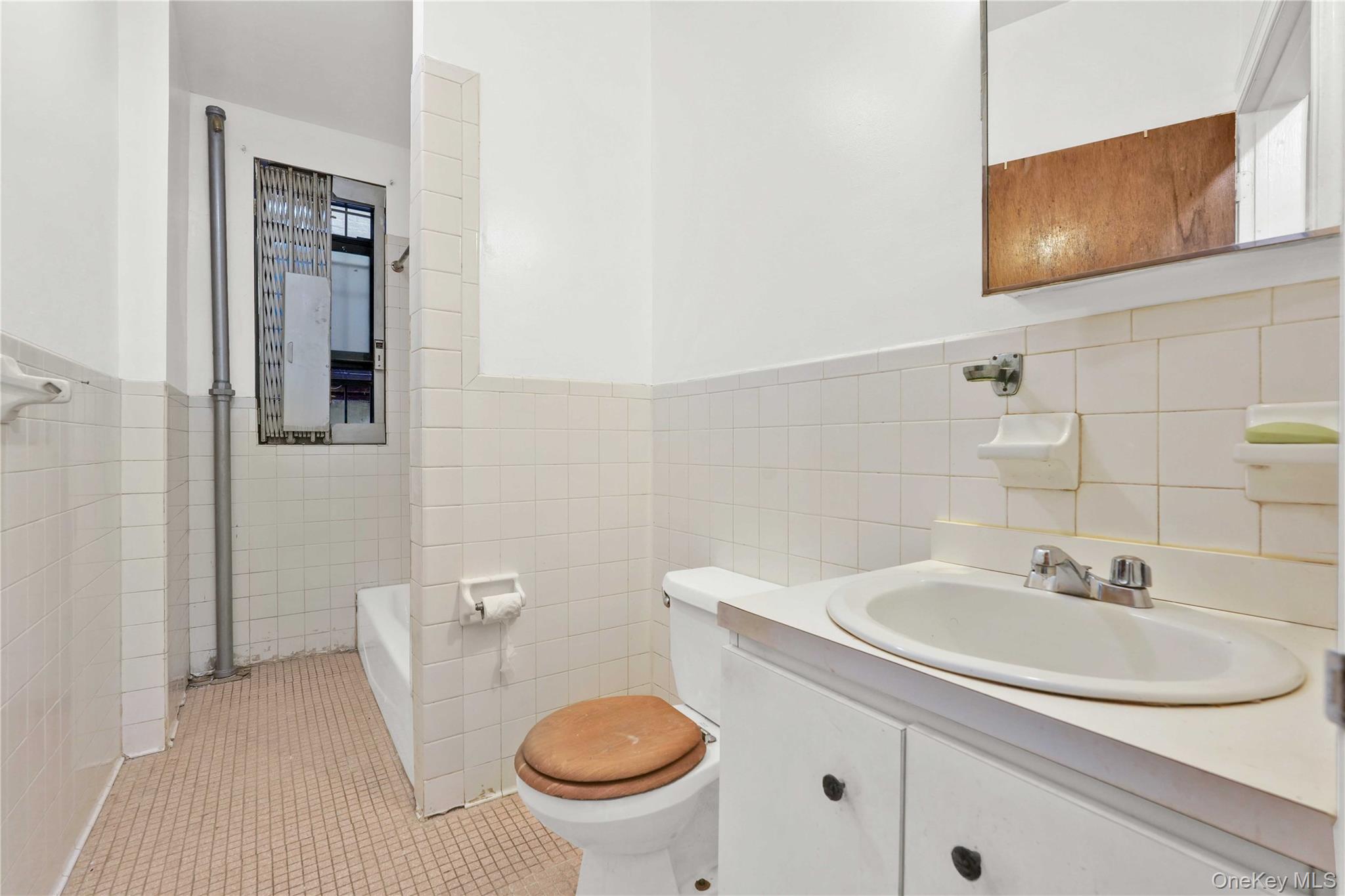 92 Saint Nicholas Avenue 6h Property Photo 22