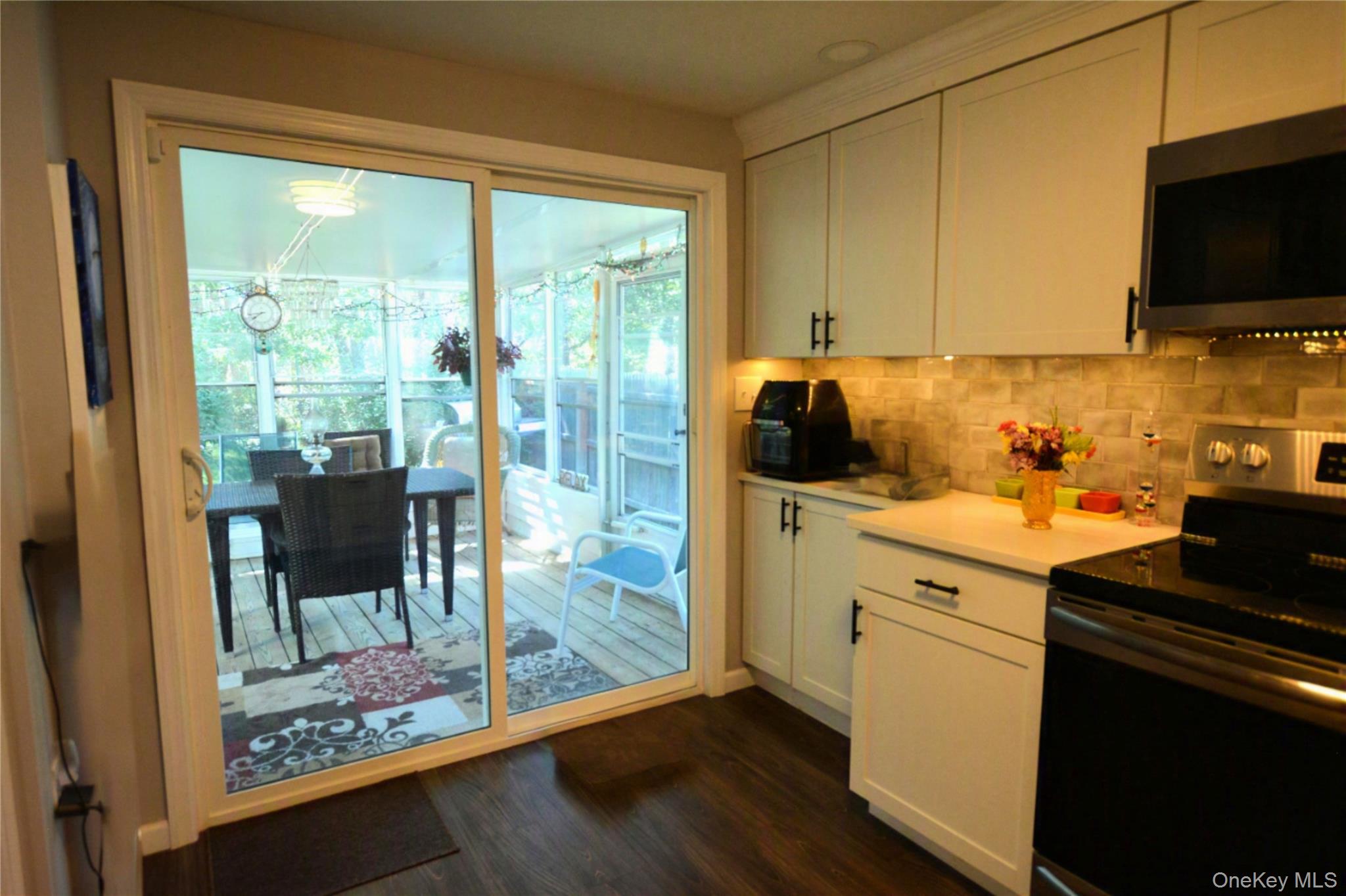 105 W Village Circle 105 Property Photo 8