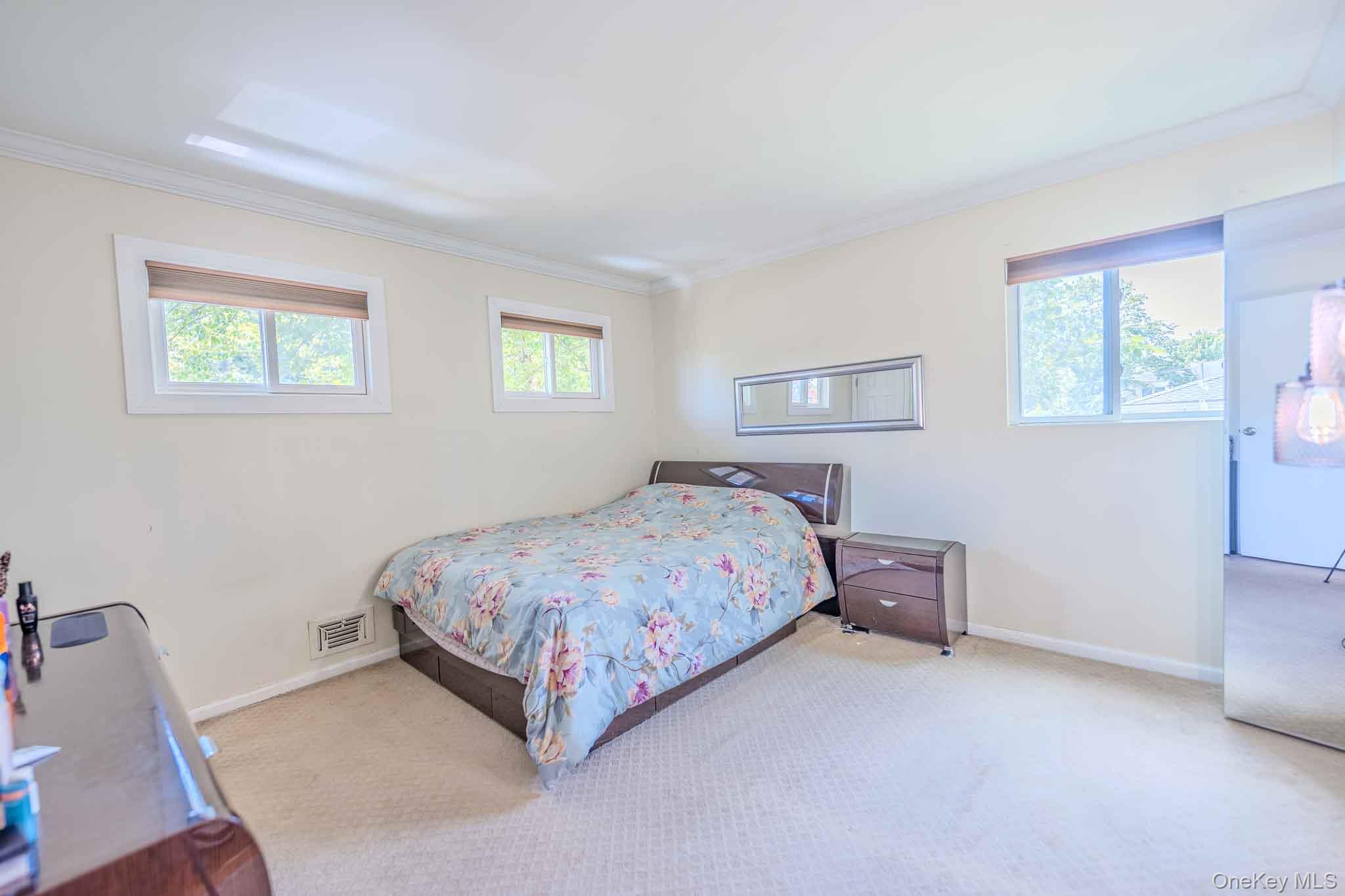 337 Burr Road Property Photo 11