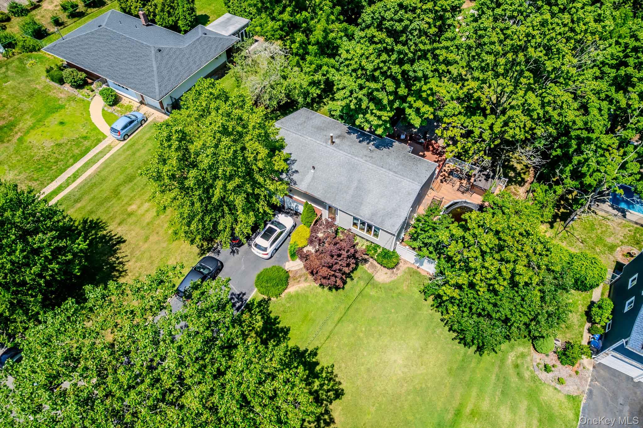 337 Burr Road Property Photo 32