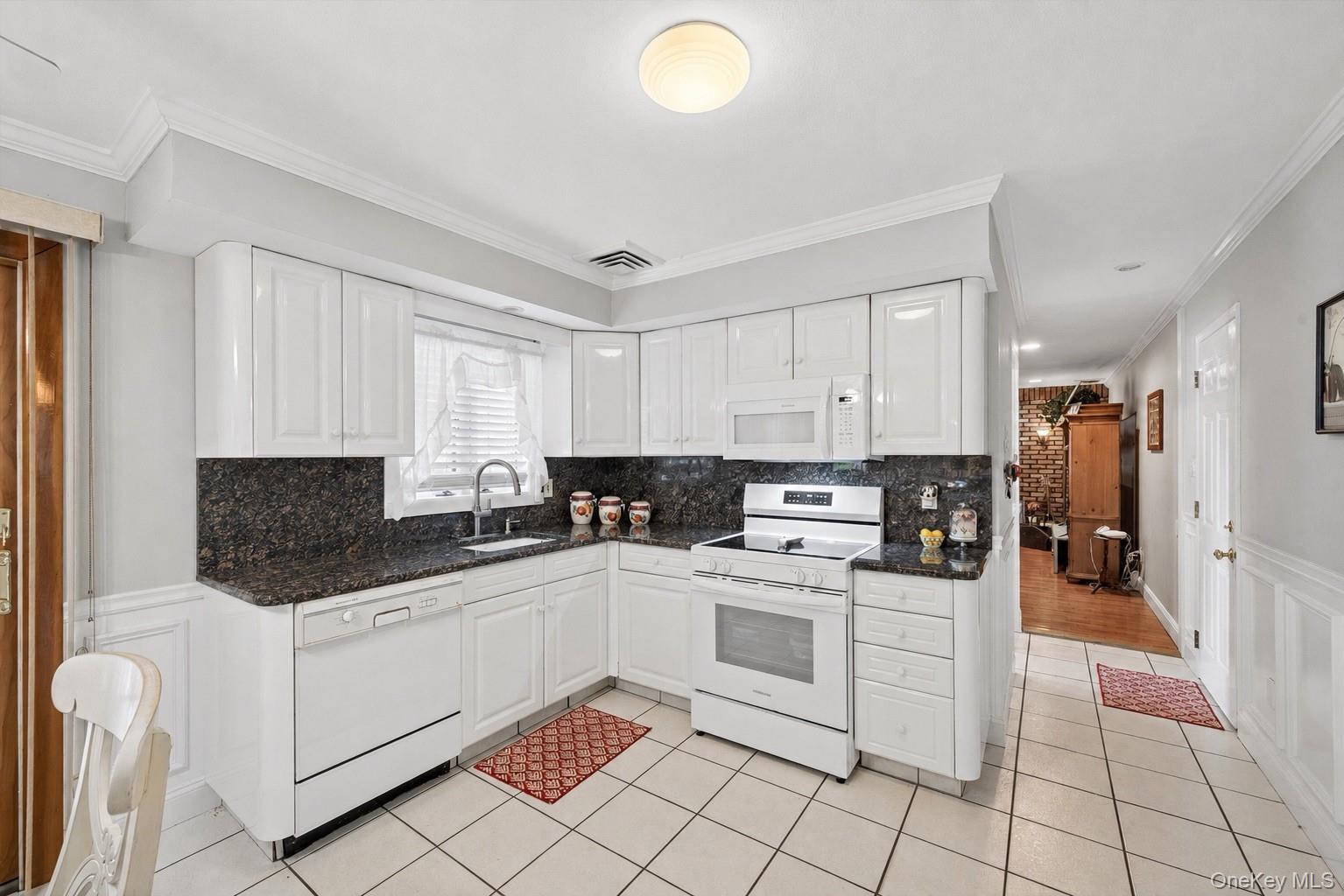 63 Woodview Lane Property Photo 13