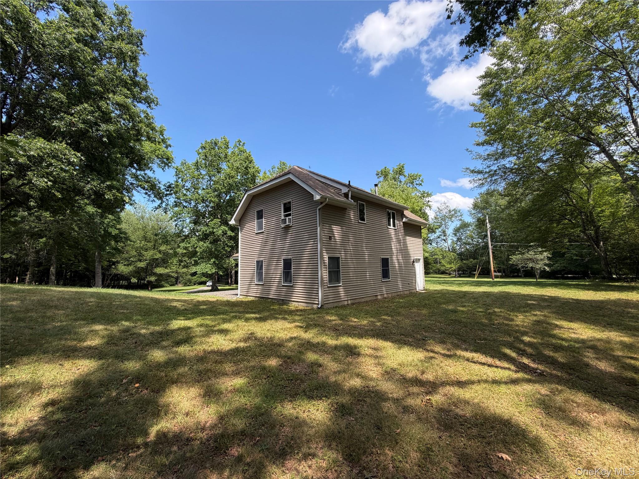 468 Decker Road Property Photo 4