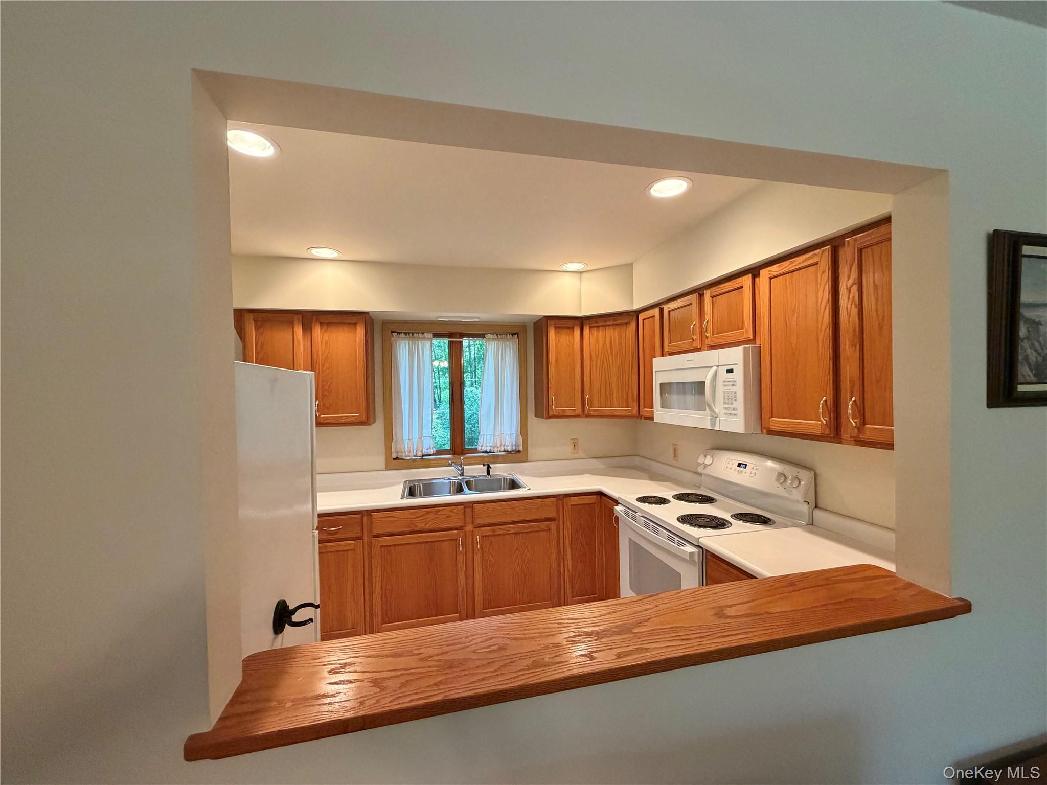468 Decker Road Property Photo 10