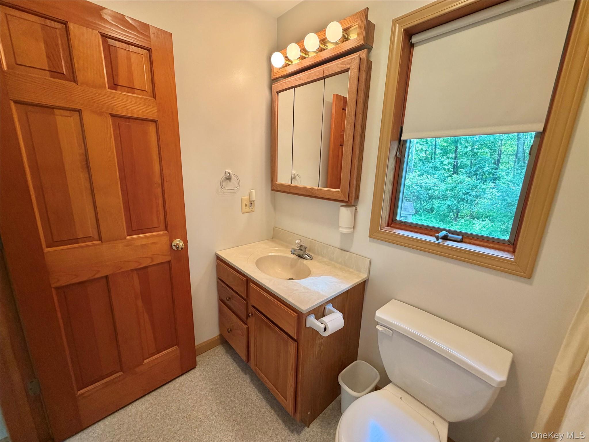 468 Decker Road Property Photo 14