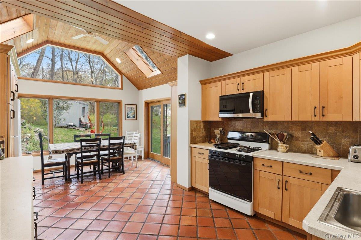 1 Branch Street Property Photo 5