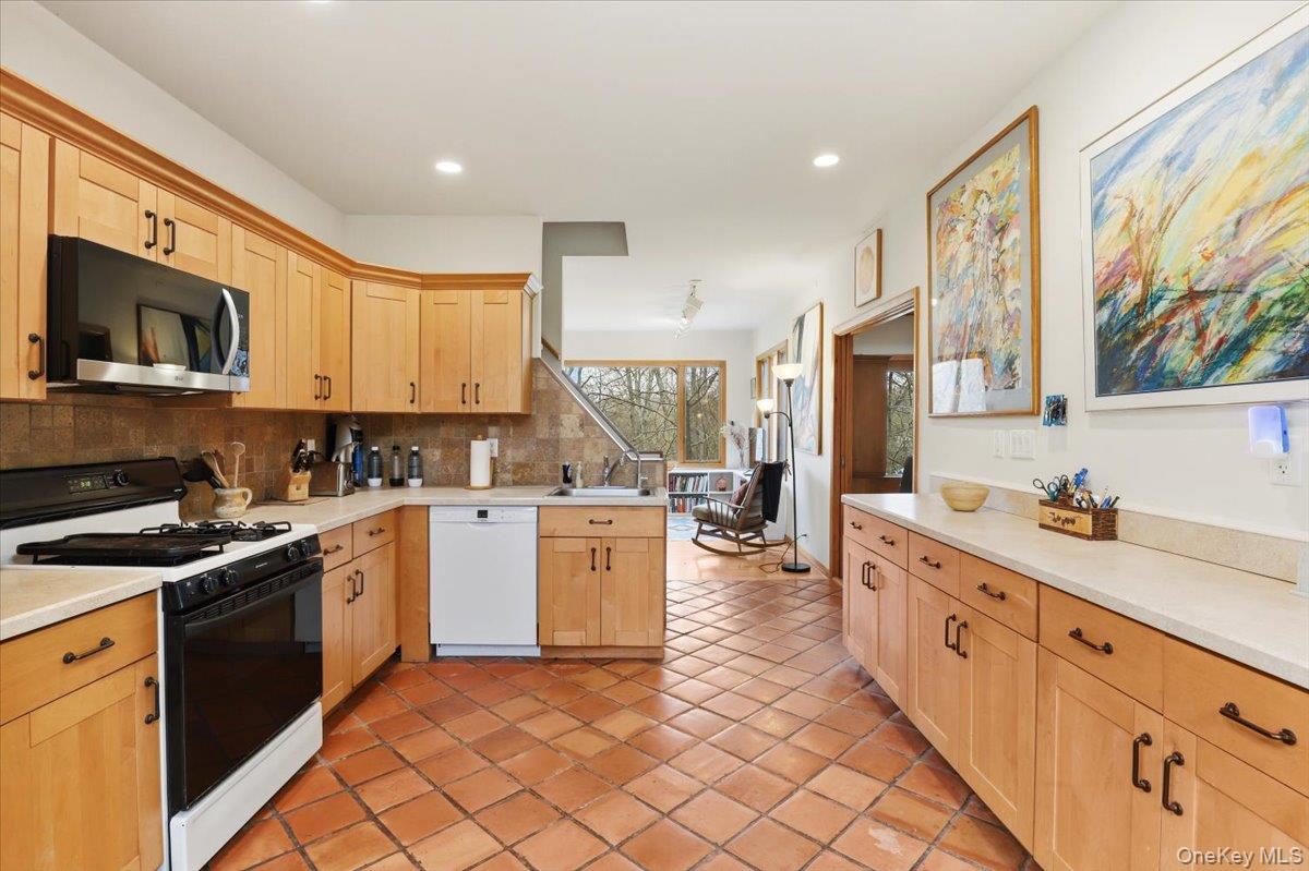 1 Branch Street Property Photo 7