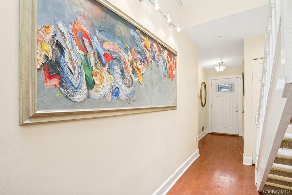 8 Waterside Close Property Photo 13