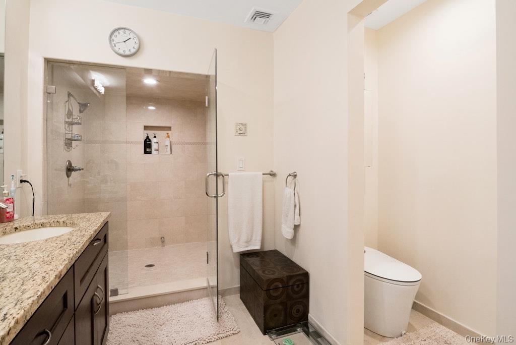8 Waterside Close Property Photo 24