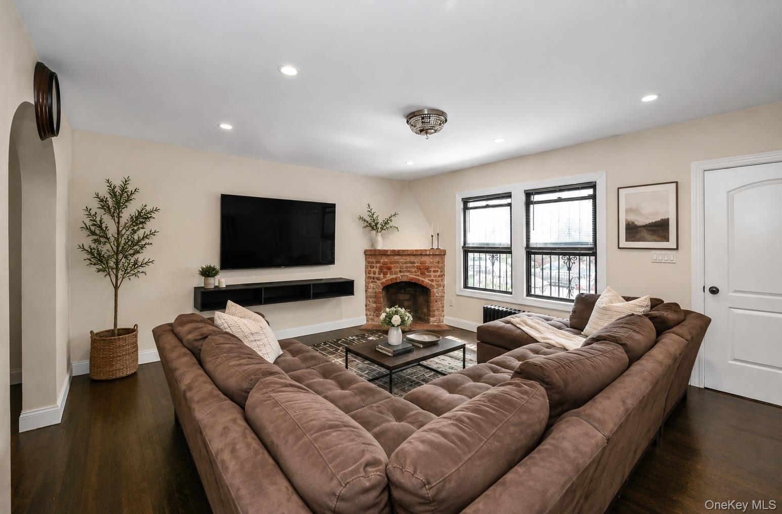 179-49 Selover Road Property Photo 3