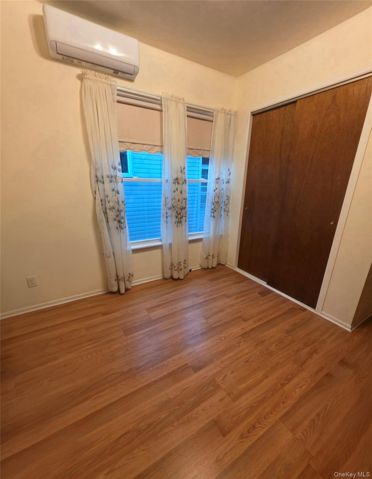 158-13 102nd Street Property Photo 13