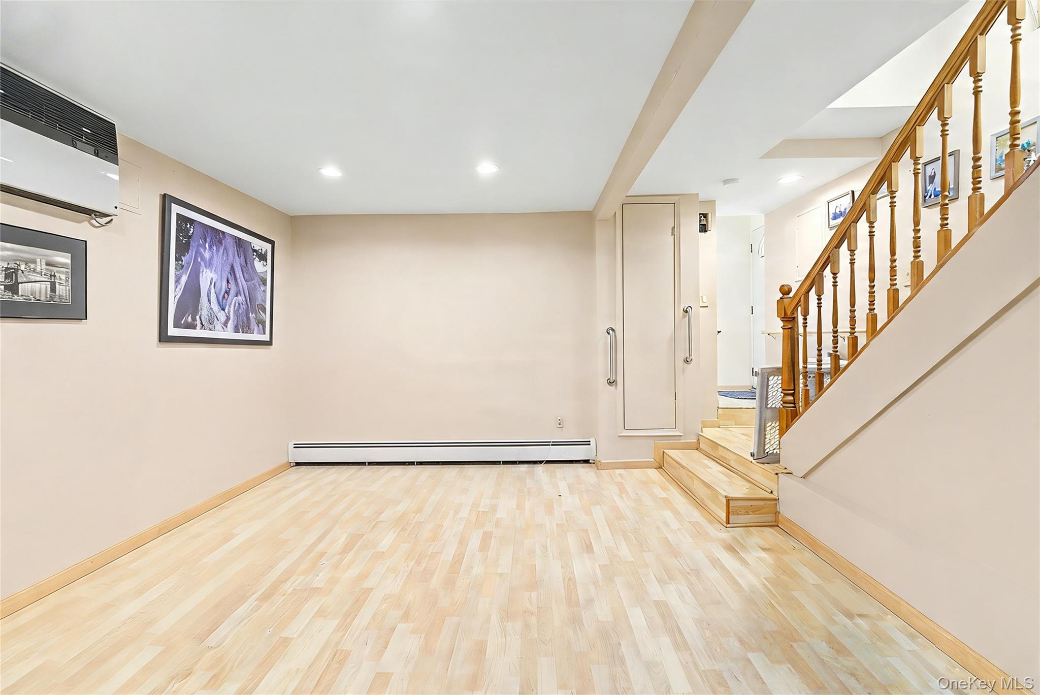 6628 52nd Drive Property Photo 6