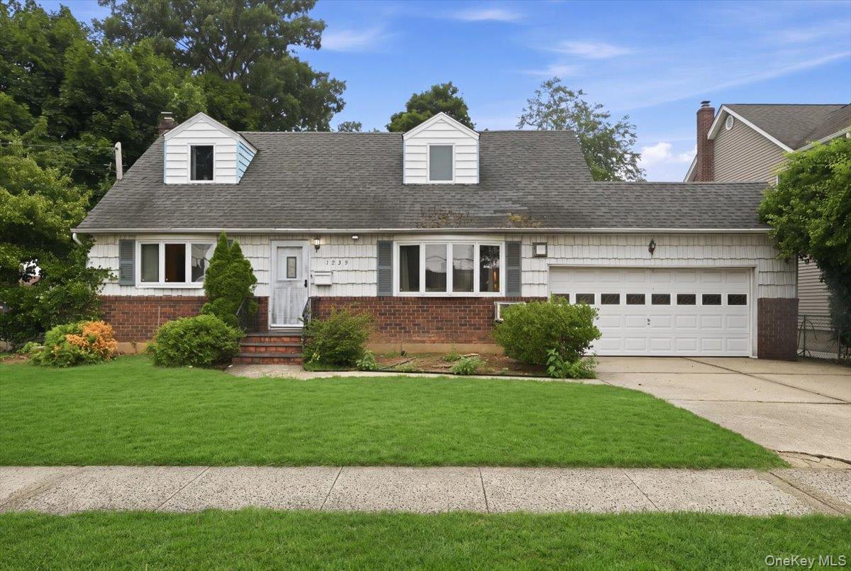 1935 Lenox Avenue Property Photo 2