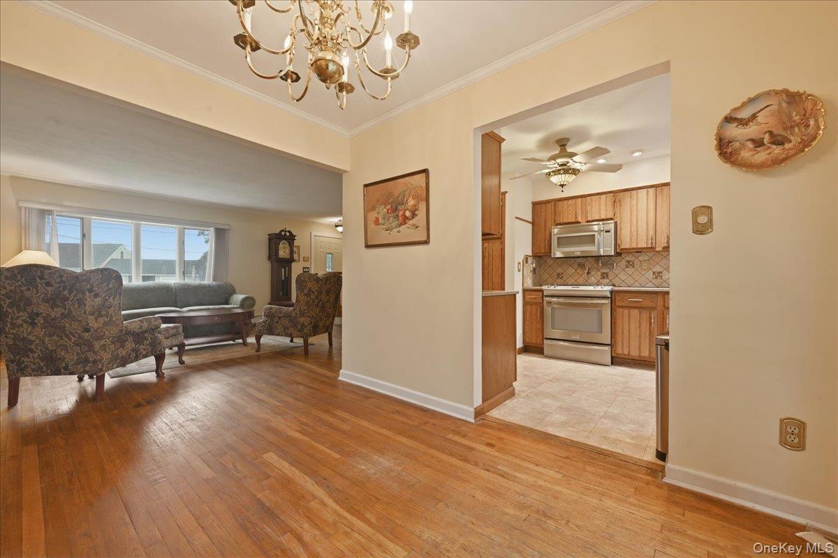 1935 Lenox Avenue Property Photo 7