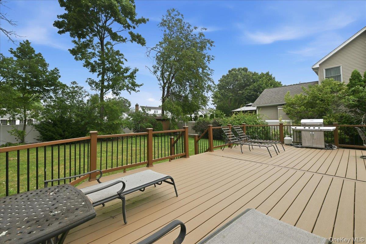 1935 Lenox Avenue Property Photo 25